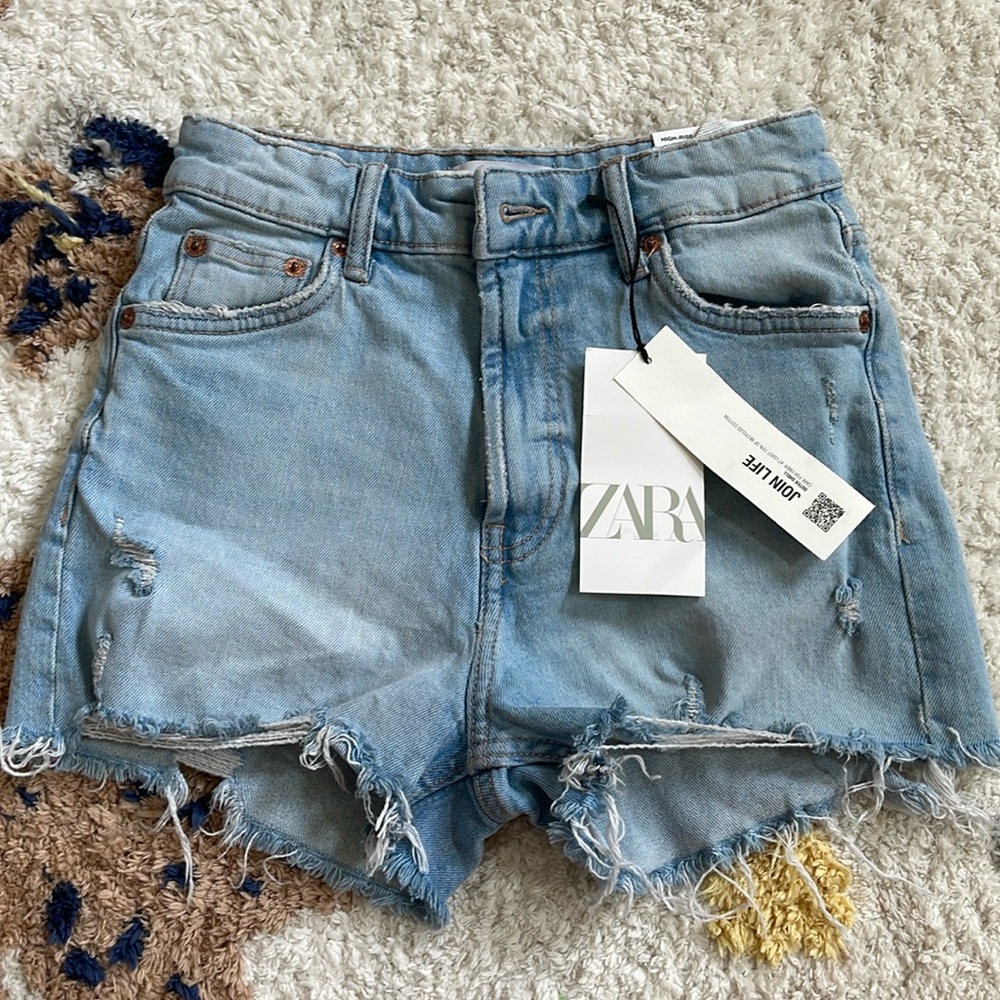New Zara high waisted shorts 34 or 2